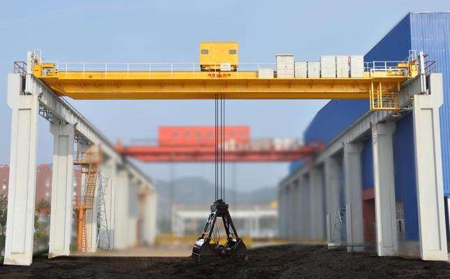 起重機減速機 減速機在橋式起重機行業的應用特點注意事項