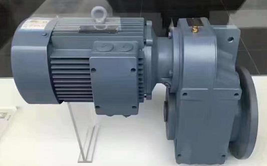 關于減速機的幾種不同散熱方式的優缺點介紹