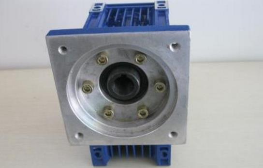 RV減速機 渦輪蝸桿減速機